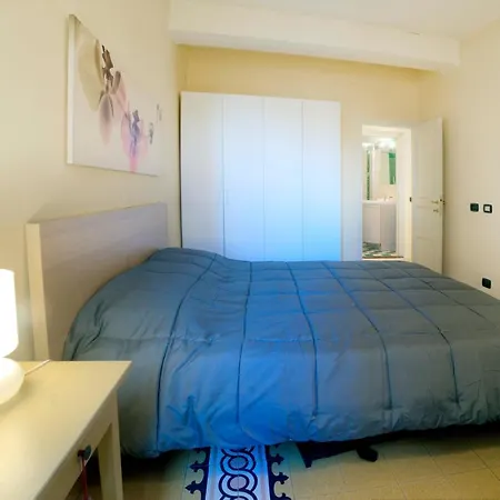 Lara 100m From Piazza Del Campo Appartement